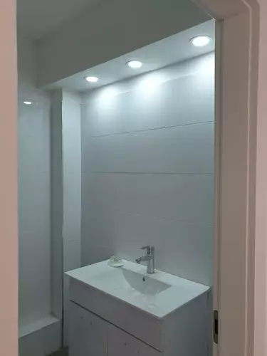 הנמכת קרניז עם תאורה